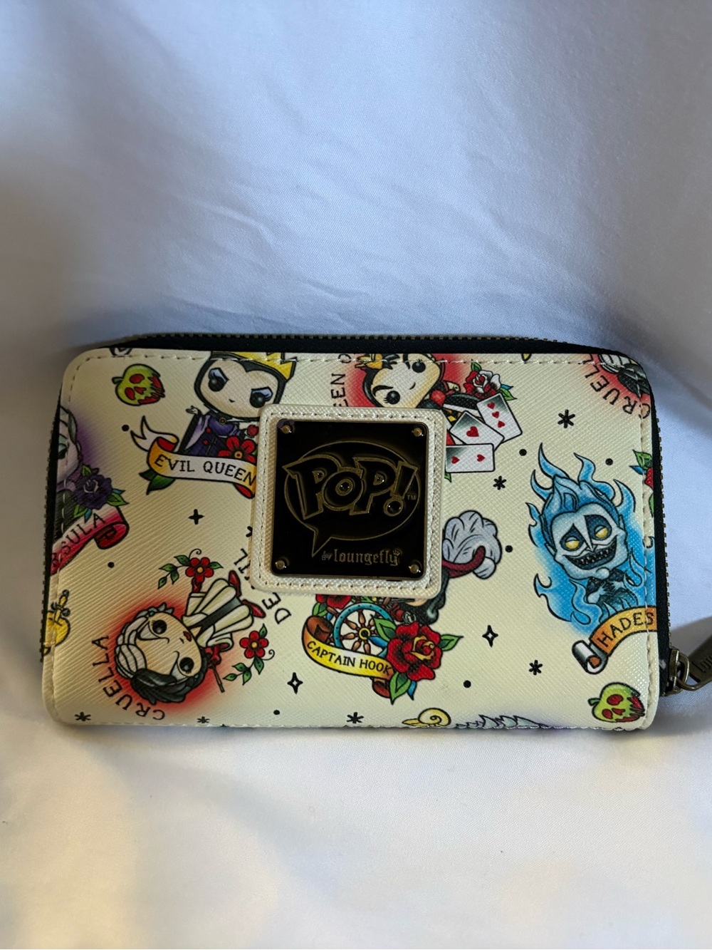 Loungefly Cream Multi Disney Villains Pop! Zip Wallet